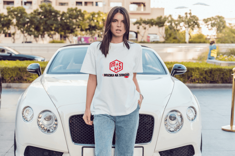Muzika Na Struju - Logo Dizajn 6 T Shirt Mockup